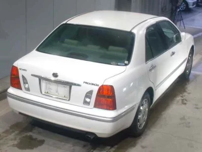 Toyota PROGRES  с аукциона в Японии