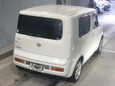 Nissan CUBE  с аукциона в Японии