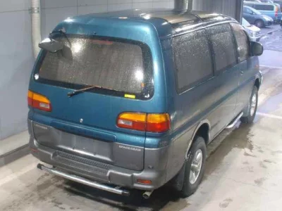 Mitsubishi DELICA