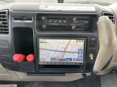 Toyota DYNA  с аукциона в Японии