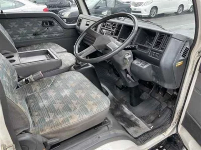 Mazda TITAN