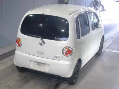 Daihatsu MOVE LATTE