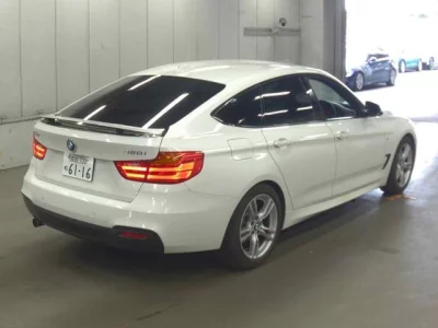 BMW 3-Series  с аукциона в Японии