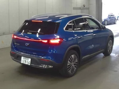 Mercedes-Benz EQA  с аукциона в Японии