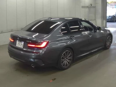 BMW 3-Series  с аукциона в Японии