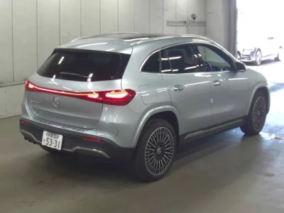 Mercedes-Benz EQA  с аукциона в Японии