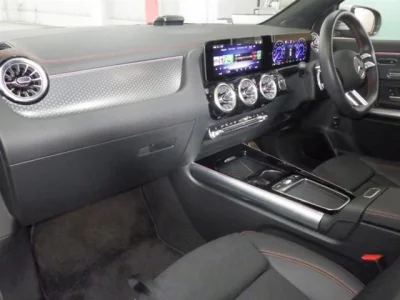 Mercedes-Benz EQA  с аукциона в Японии