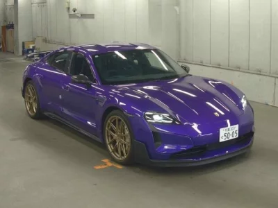 Porsche TAYCAN  с аукциона в Японии