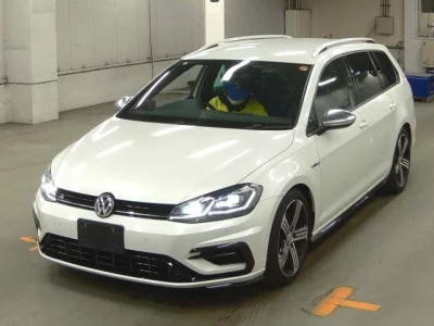 Volkswagen GOLF VARIANT