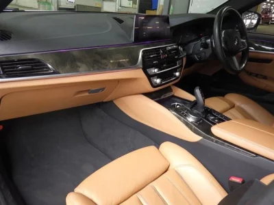 BMW 5-Series  с аукциона в Японии