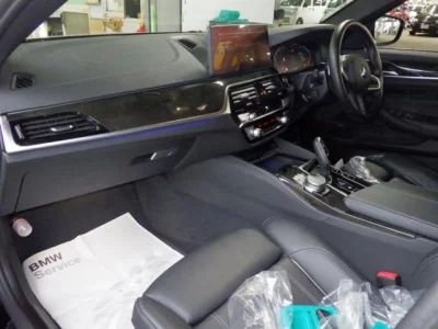 BMW 5-Series  с аукциона в Японии