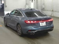 Audi A5 лот № 251 оценка 4.5  с аукциона в Японии 4