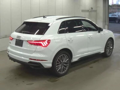 Audi Q3  с аукциона в Японии
