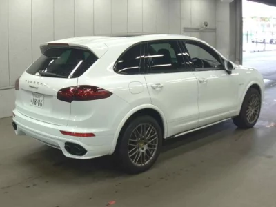 Porsche Cayenne  с аукциона в Японии