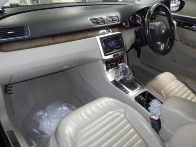 Volkswagen PASSAT VARIANT  с аукциона в Японии