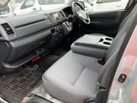 Toyota HIACE VAN лот № 14158 оценка 3.5  с аукциона в Японии 6