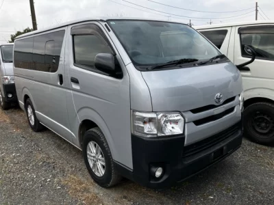 Toyota HIACE VAN  с аукциона в Японии