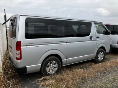 Toyota HIACE VAN  с аукциона в Японии