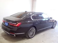 BMW 7-Series лот № 34565 оценка 4  с аукциона в Японии 7