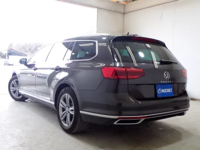 Volkswagen PASSAT VARIANT  с аукциона в Японии