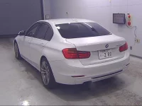 BMW 3-Series лот № 10021 оценка 4  с аукциона в Японии 3