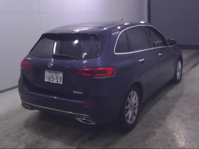 Mercedes-Benz B CLASS