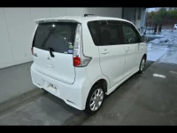 Mitsubishi EK CUSTOM лот № 29152 оценка 3.5  с аукциона в Японии 2