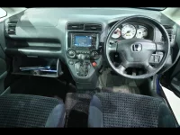 Honda STREAM лот № 29047 оценка 3  с аукциона в Японии 4