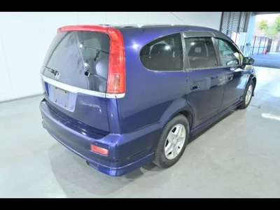 Honda STREAM  с аукциона в Японии