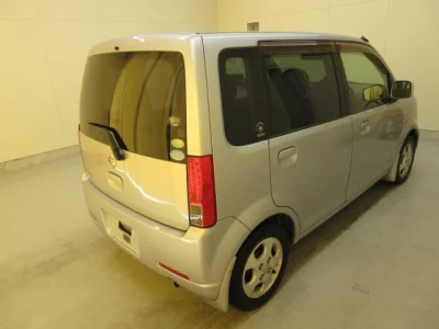 Nissan OTTI  с аукциона в Японии