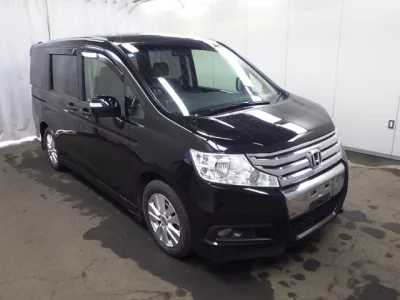 Honda STEP WAGON  с аукциона в Японии