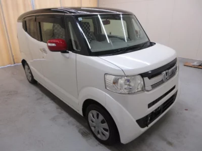 Honda N-Box Slash