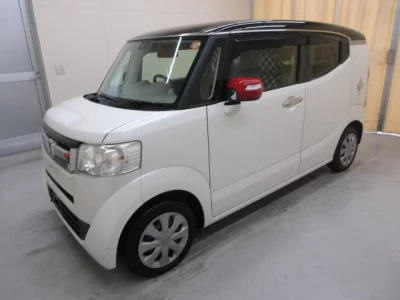 Honda N-Box Slash