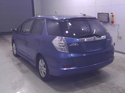 Honda FIT SHUTTLE  с аукциона в Японии
