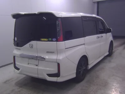 Honda STEP WAGON  с аукциона в Японии