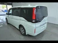 Honda STEP WAGON лот № 20283 оценка 3.5  с аукциона в Японии 3