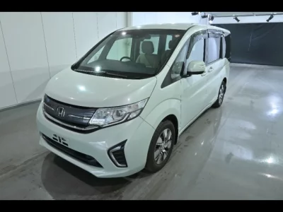 Honda STEP WAGON  с аукциона в Японии