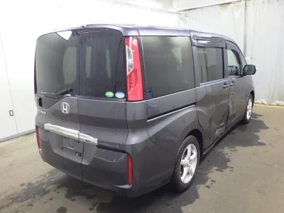 Honda STEP WAGON  с аукциона в Японии