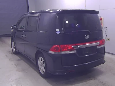 Honda STEP WAGON  с аукциона в Японии