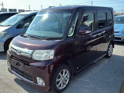 Daihatsu TANTO  с аукциона в Японии