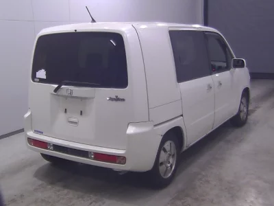 Honda Mobilio Spike