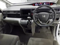 Honda STEP WAGON лот № 10217 оценка R  с аукциона в Японии 4