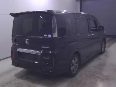 Honda STEP WAGON  с аукциона в Японии