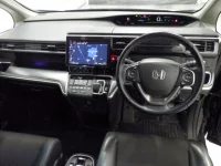 Honda STEP WAGON лот № 10556 оценка 3.5  с аукциона в Японии 4