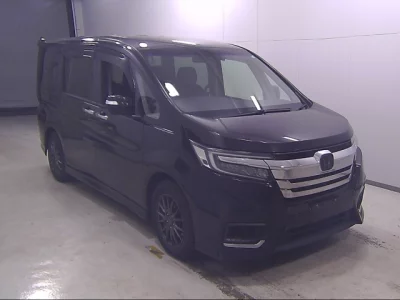Honda STEP WAGON  с аукциона в Японии