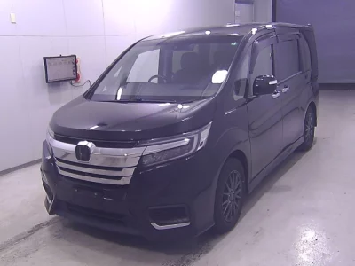 Honda STEP WAGON  с аукциона в Японии