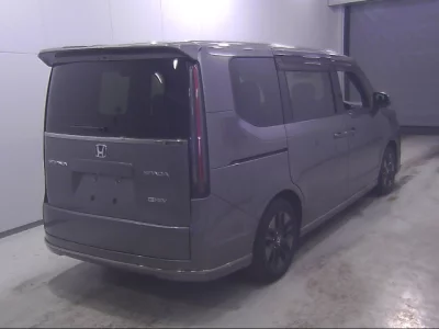 Honda STEP WAGON  с аукциона в Японии