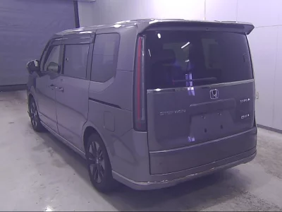 Honda STEP WAGON  с аукциона в Японии