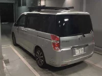 Honda STEP WAGON лот № 3003 оценка 3.5  с аукциона в Японии 1