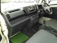 Subaru SAMBAR лот № 1555 оценка 4  с аукциона в Японии 7